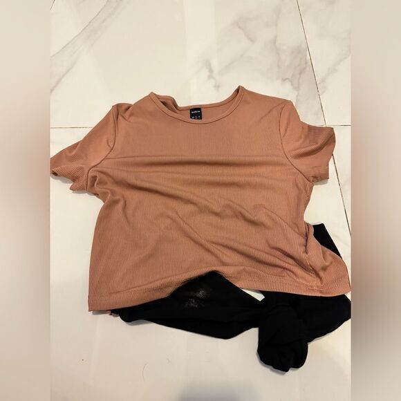 SHEIN Ribbed crop top #2 - Picture 1 of 5
